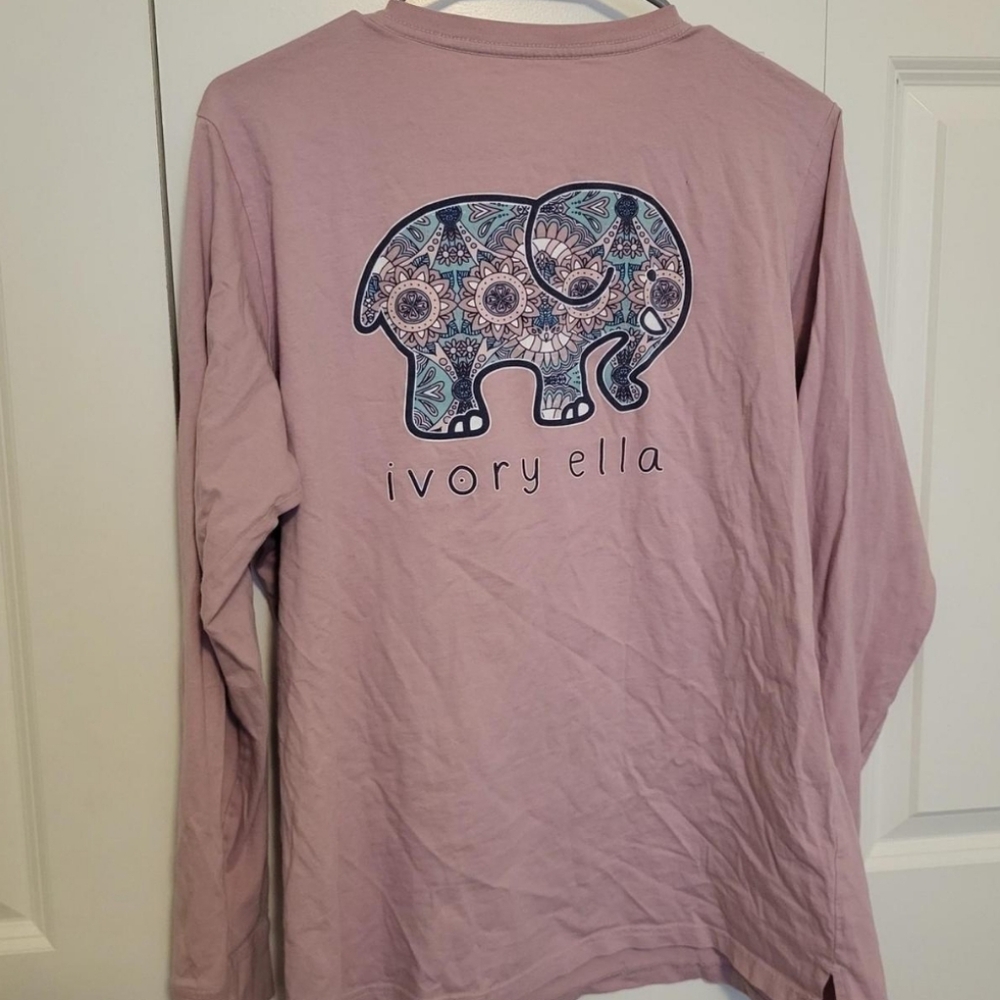 Women's long sleeve shirt with pocket